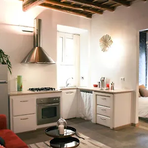 Apartment Chilling'monti, Rome
